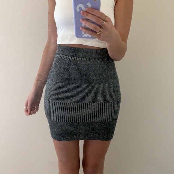Fashion Nova Body Contour Skirt - Picture 7 of 7